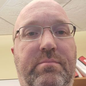 Meet your Posher, Jonathan